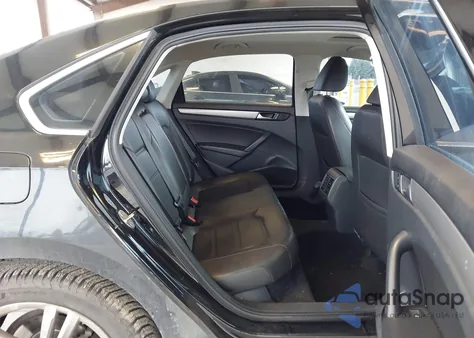 2015 Volkswagen Passat 2.0L Tdi Se из США, поврежденный, VIN 1VWBV7A32FC069594